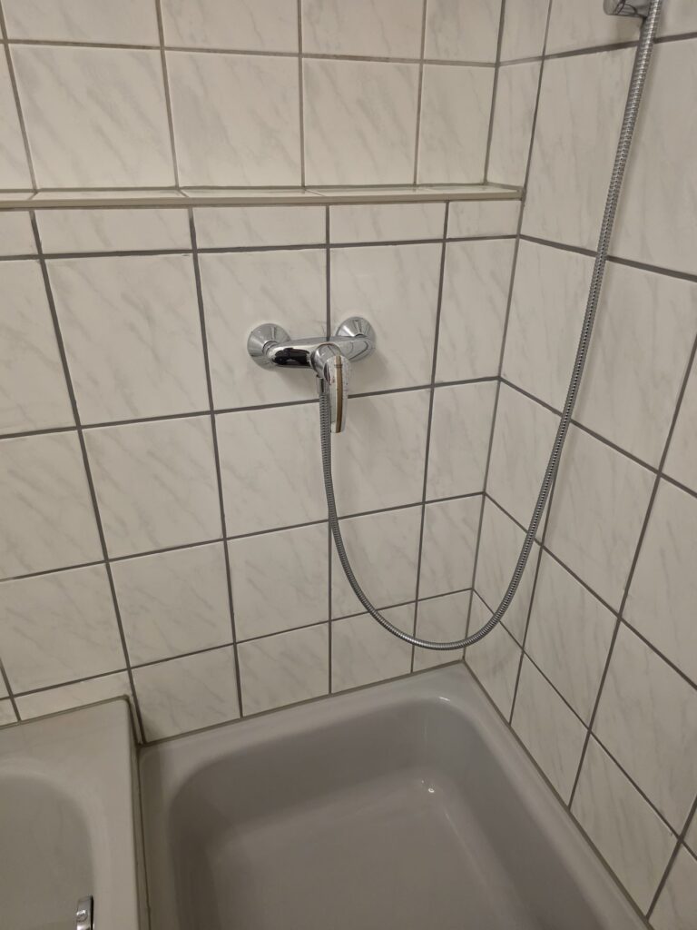 Fliesenarbeiten von Handwerk Schmidt in Roth